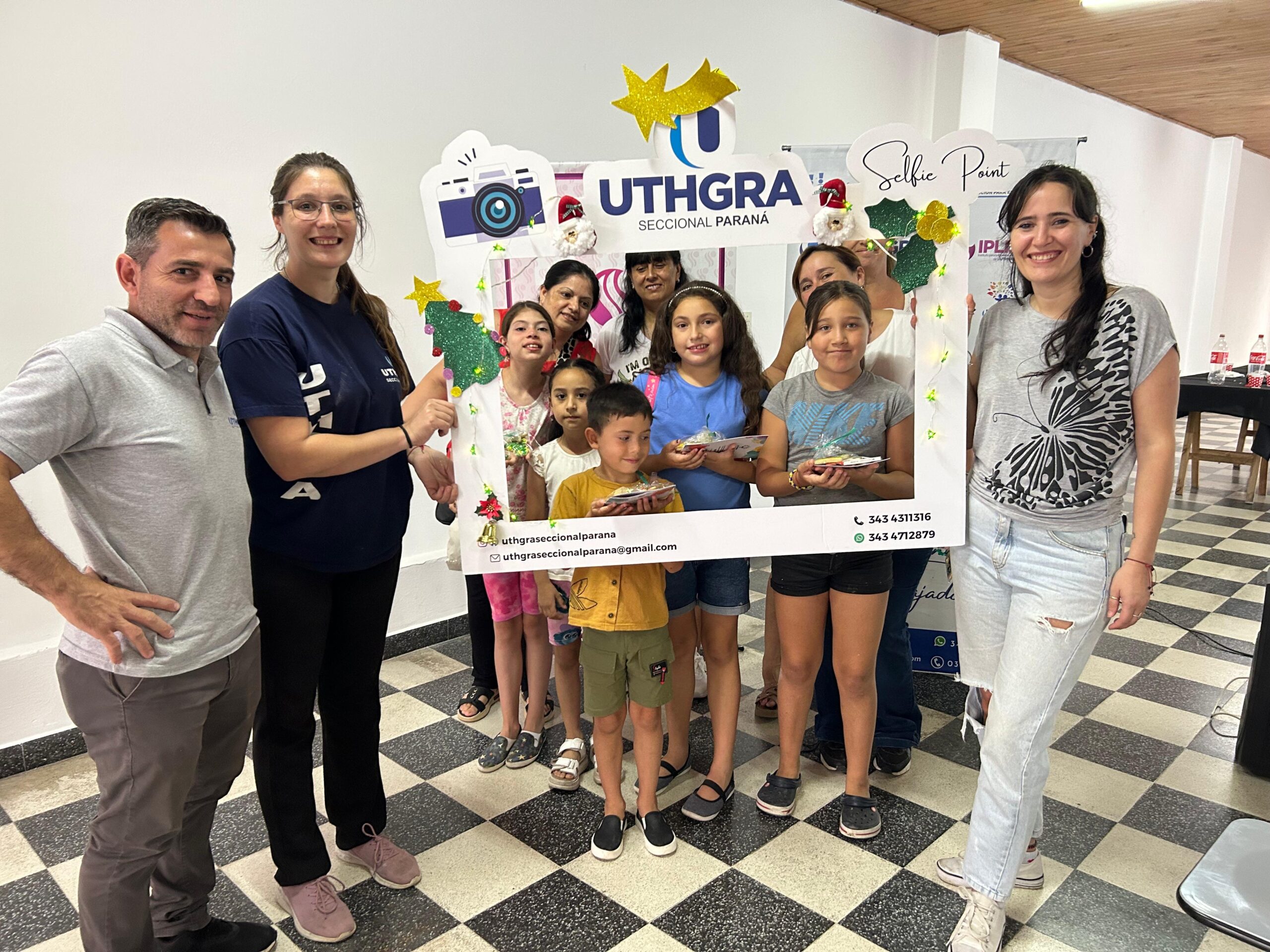 La magia navideña llegó a la delegación de la UTHGRA Victoria