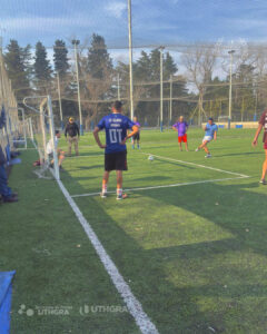 Tarde de fútbol para los trabajadores del comedor Mondelez, Ford, y VW, en el predio de UTHGRA Del Viso