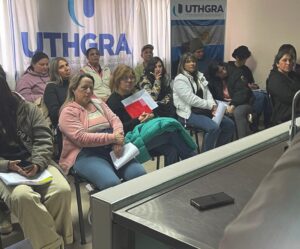 Curso de manipulación de alimentos en UTHGRA Villa Gesell