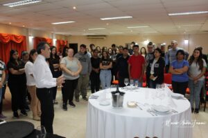 Capacitación Mozos Anfitriones en UTHGRA Paraná
